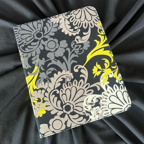 Vera Bradley iPad Case NEW!! - Picture 1 of 6
